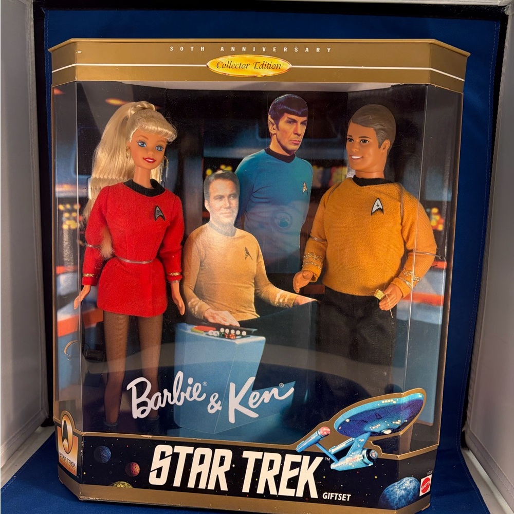 Barbie & Ken Star Trek 30th Anniversary Collector Edition Giftset - Red, Gold